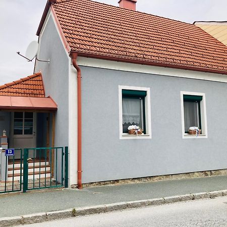 Das Ferienhaus-Zurueck Zum Ursprung Güssing Esterno foto